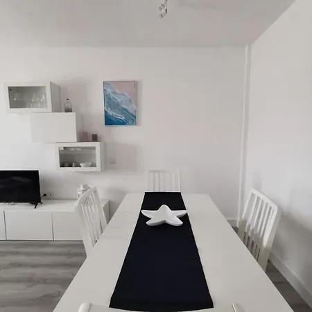 White And Blue Apartament *